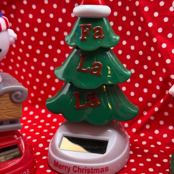 1047-APT Three Holiday Style Christmas Solar Characters Snowman, Santa, Tree New - Picture 7 of 9